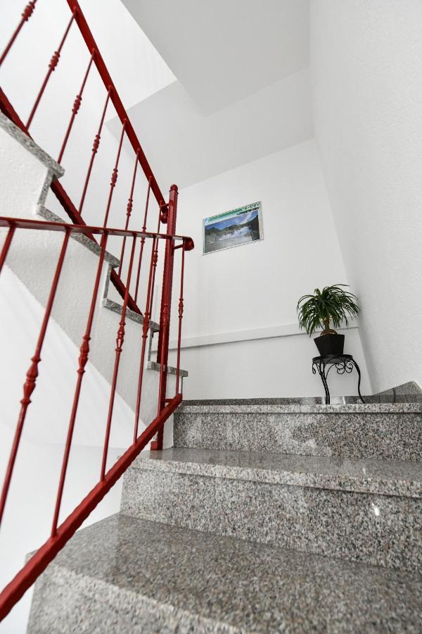 Apartments Villa Miranda Водице Екстериор снимка