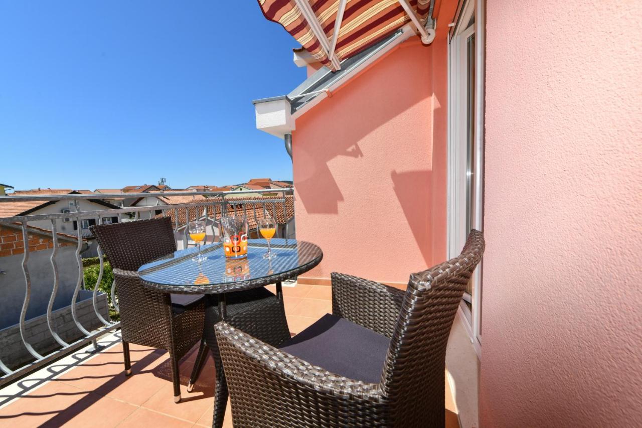 Apartments Villa Miranda Водице Екстериор снимка
